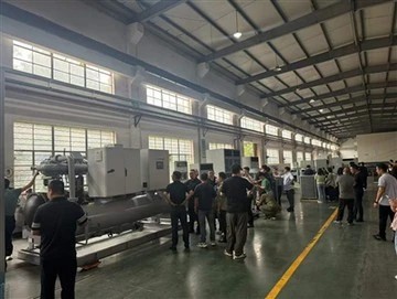 Mayın 13-də yüzlərlə sənaye lideri Ningboya axışdı – Çin istehsalı olan Hisurp kondisionerinin yeni nəslinin doğulmasının şahidi oldular